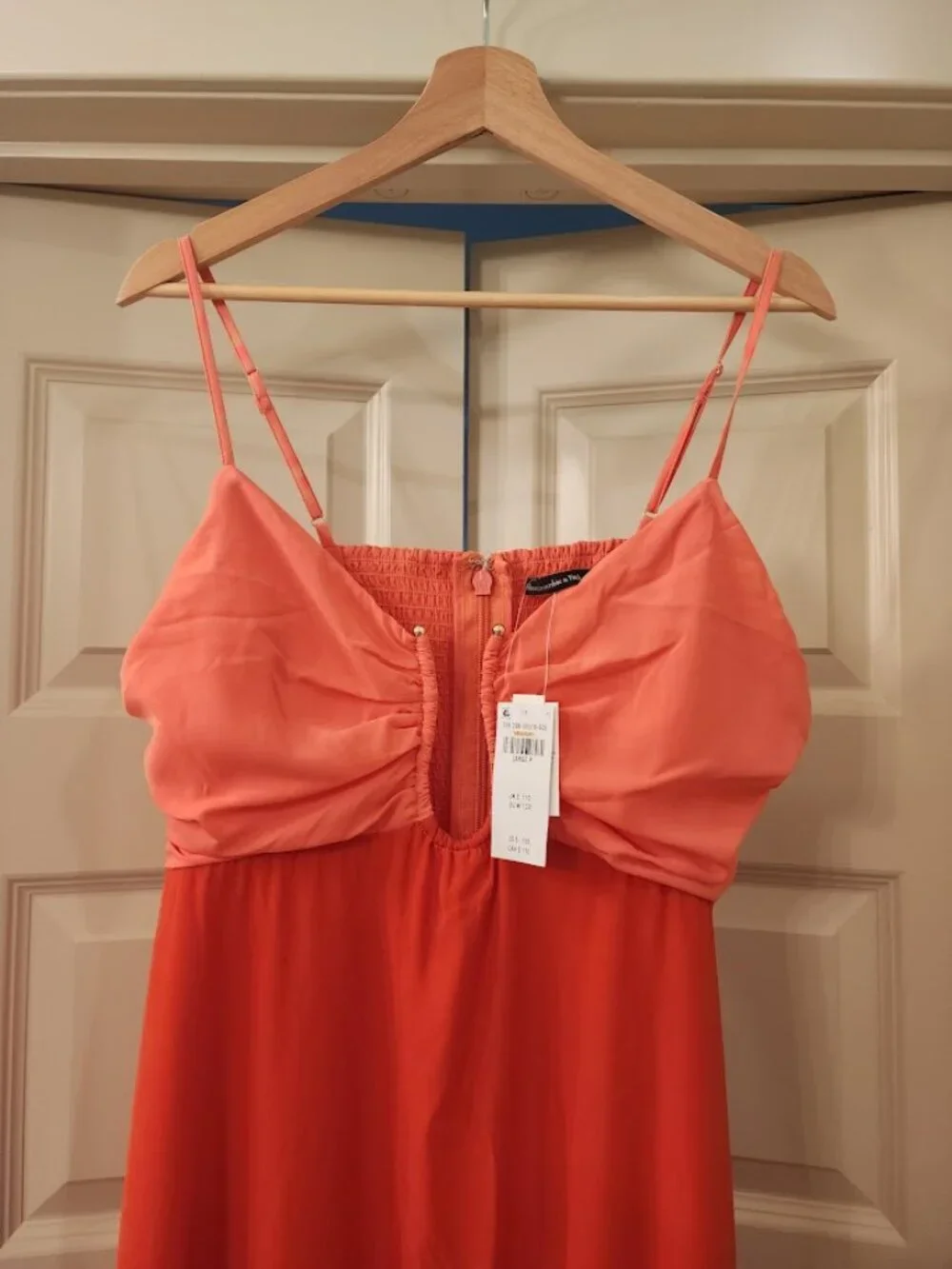 Abercrombie & Fitch | Bra-Free Hardware Maxi Dress in Coral | Size L